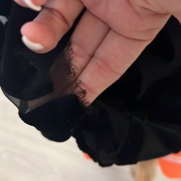 ALEXANDER McQUEEN McQ Velvet Embellished Graphic Print T-Shirt - Picture 8 of 10